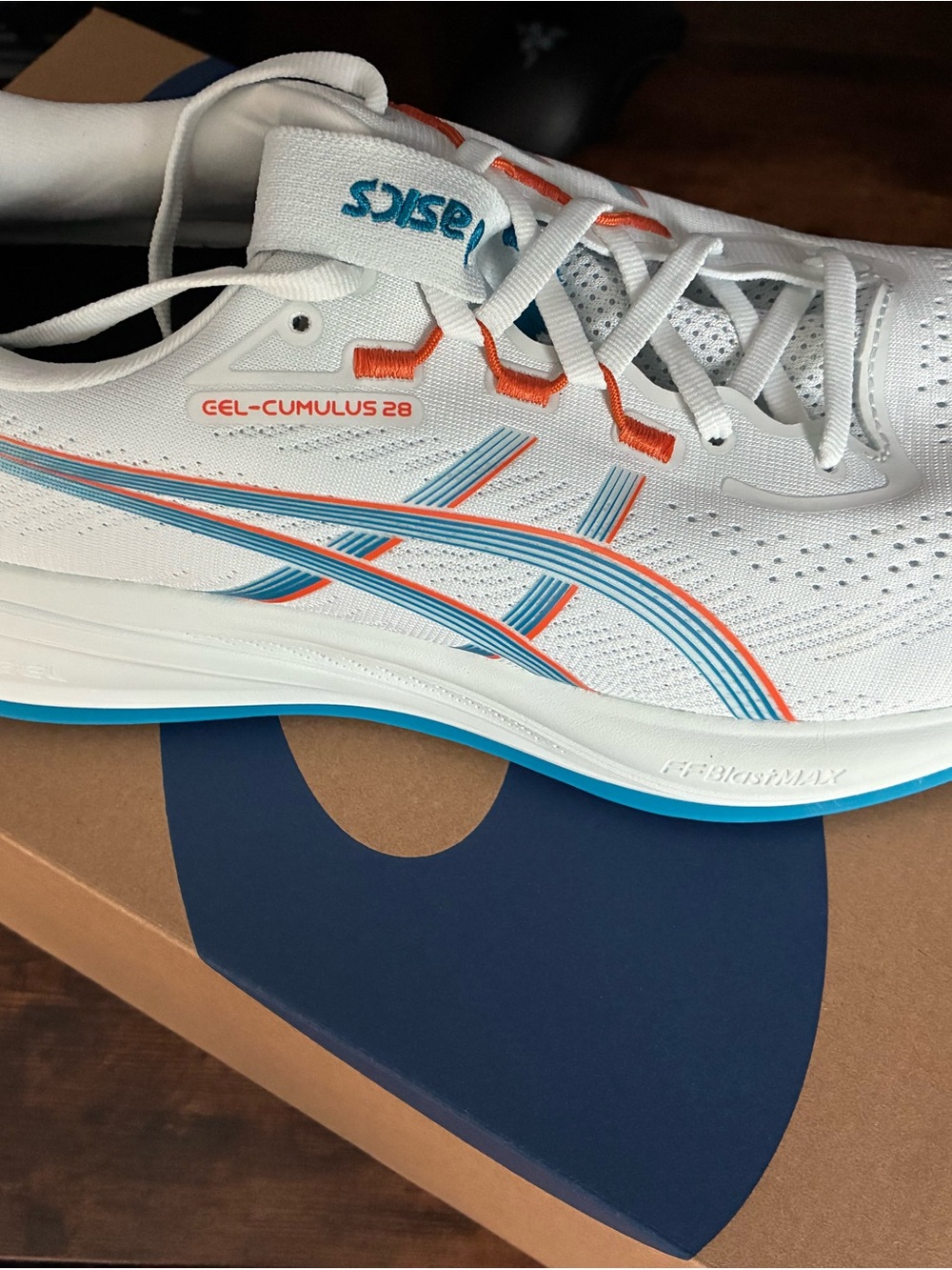 ASICS GEL-Cumulus 28 Men's Running Shoes - White/Blue/Orange